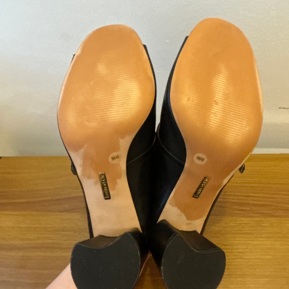 Louise et Cie Kimba Black Leather Block Heel Mules Gold Buckle Open Toe 9M - Picture 9 of 11